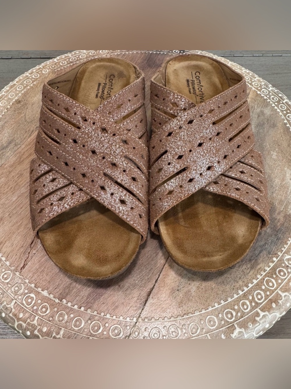 Comfortiva Gala Crisscross Slides Suede Leather Memory Foam 7W Huaraches